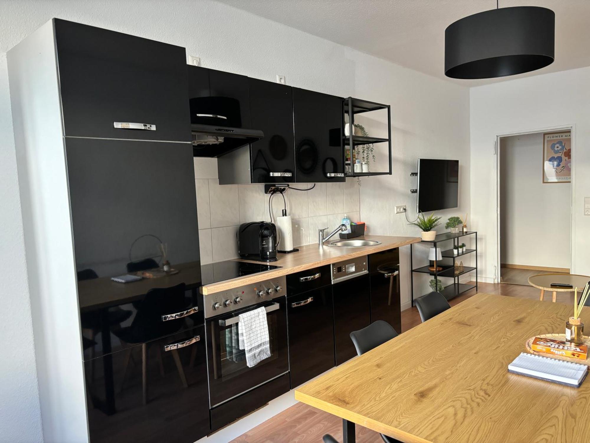 150Qm - 5 Rooms - Free Parking - Mallibase Apartments Hanovre Extérieur photo