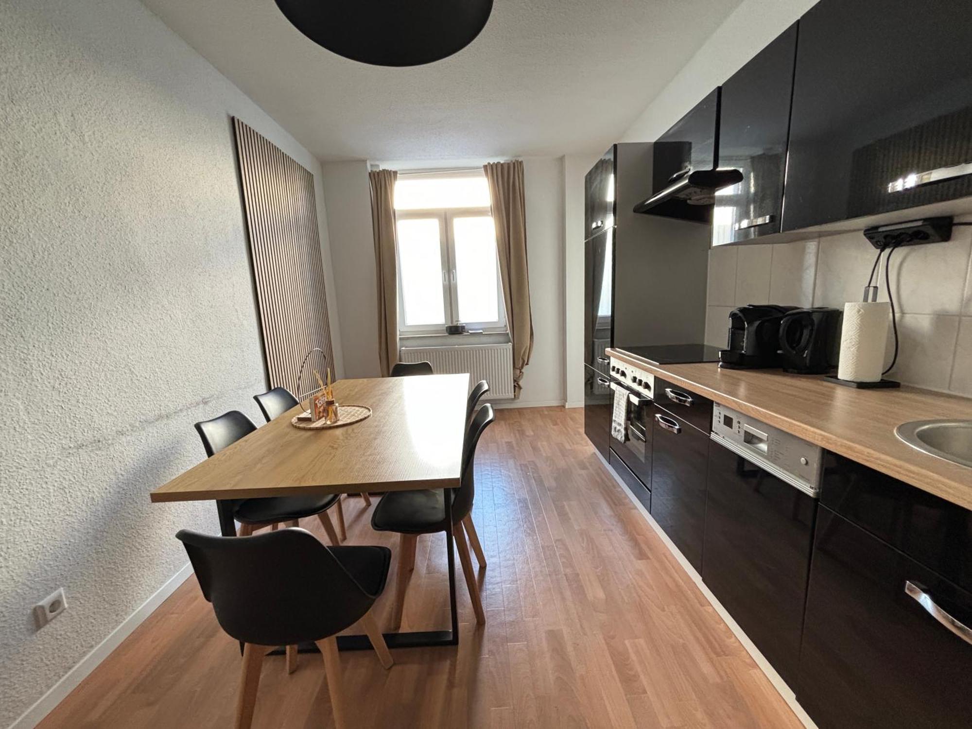 150Qm - 5 Rooms - Free Parking - Mallibase Apartments Hanovre Extérieur photo